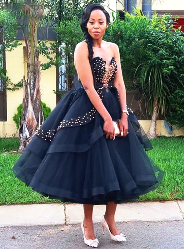 

Black Tulle Prom Dress Tea-length Backless Tiered Strapless Beads Sweetheart Neck Evening Dress